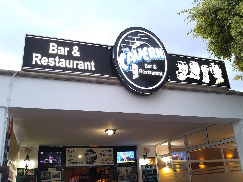 Cavern Bar and Restaurant, Costa Teguise.
