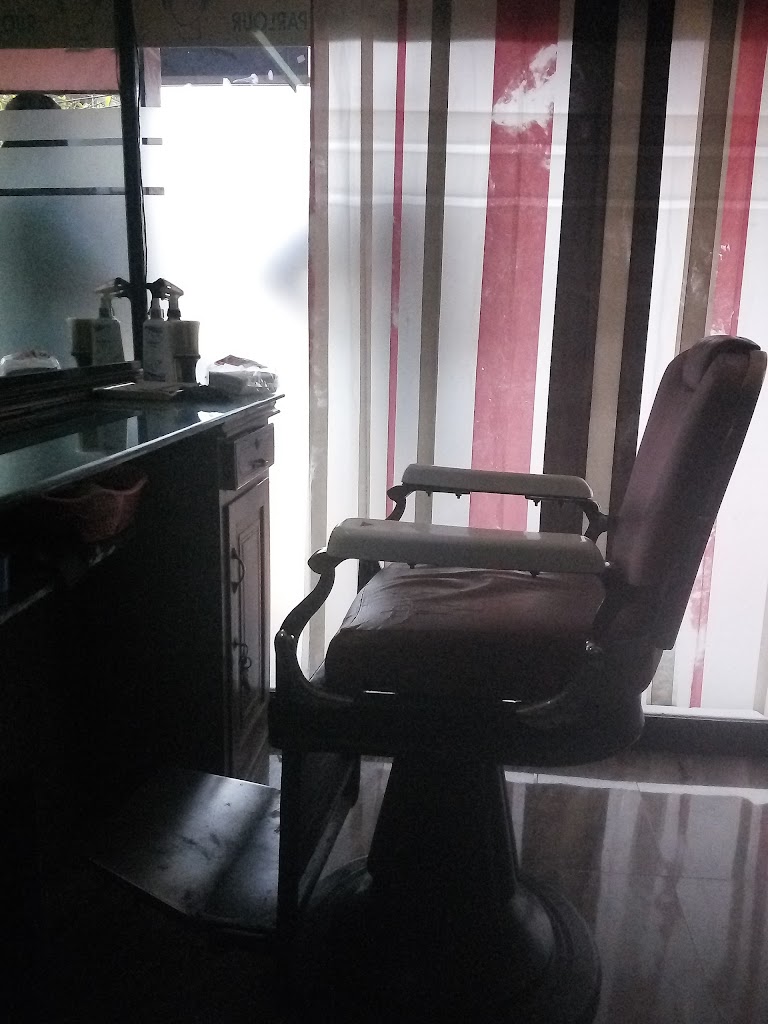 Dronas Gents Beauty Parlour