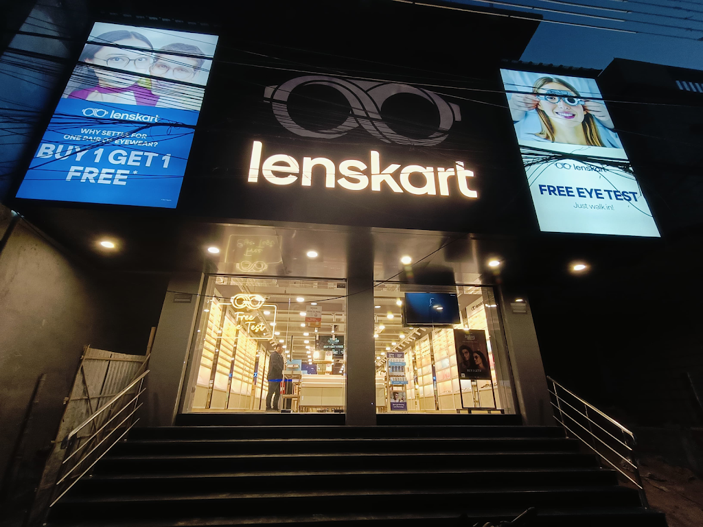 Lenskart Com Flagship Store At Hgb Road Agartala
