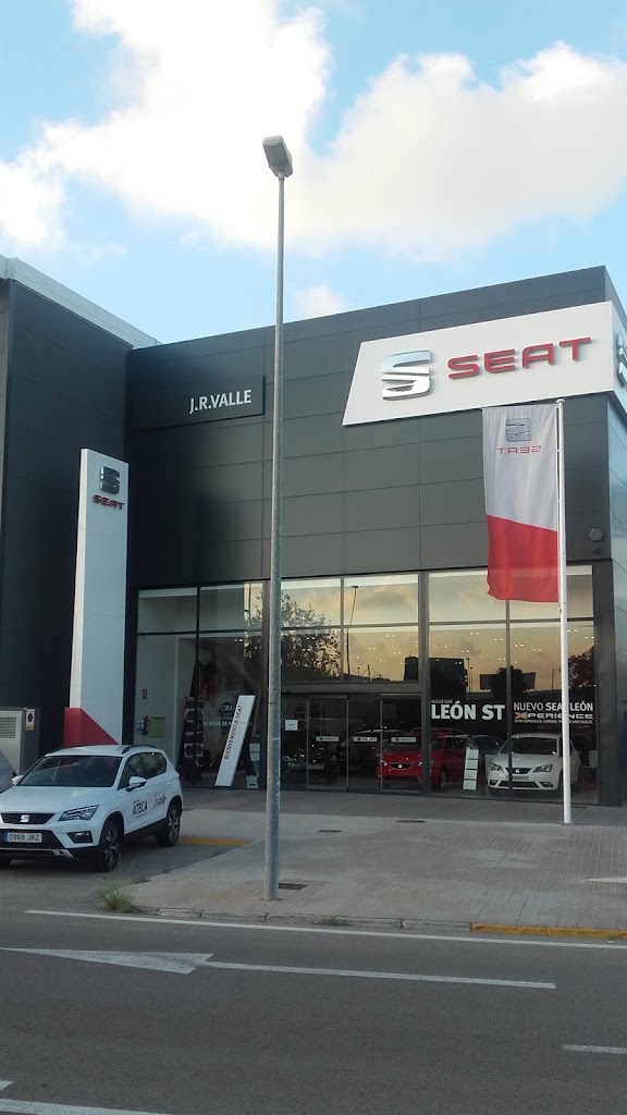 J.R. Valle Concesionario Oficial SEAT y CUPRA en Pista de Silla — Todas