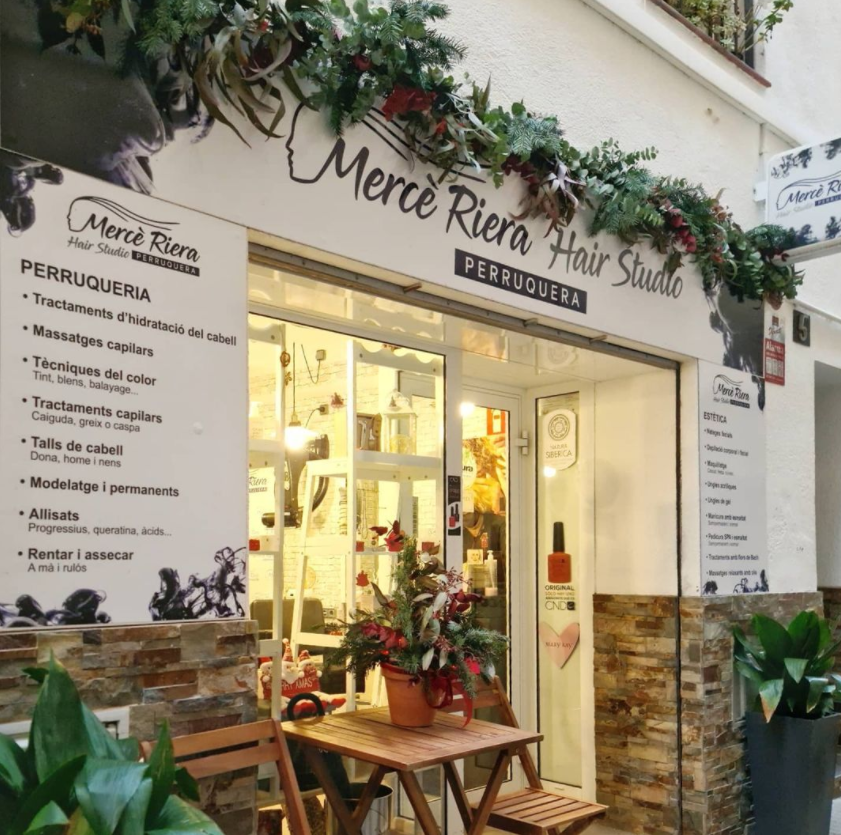 Merce Riera Perruqueria i Estetica — Exterior
