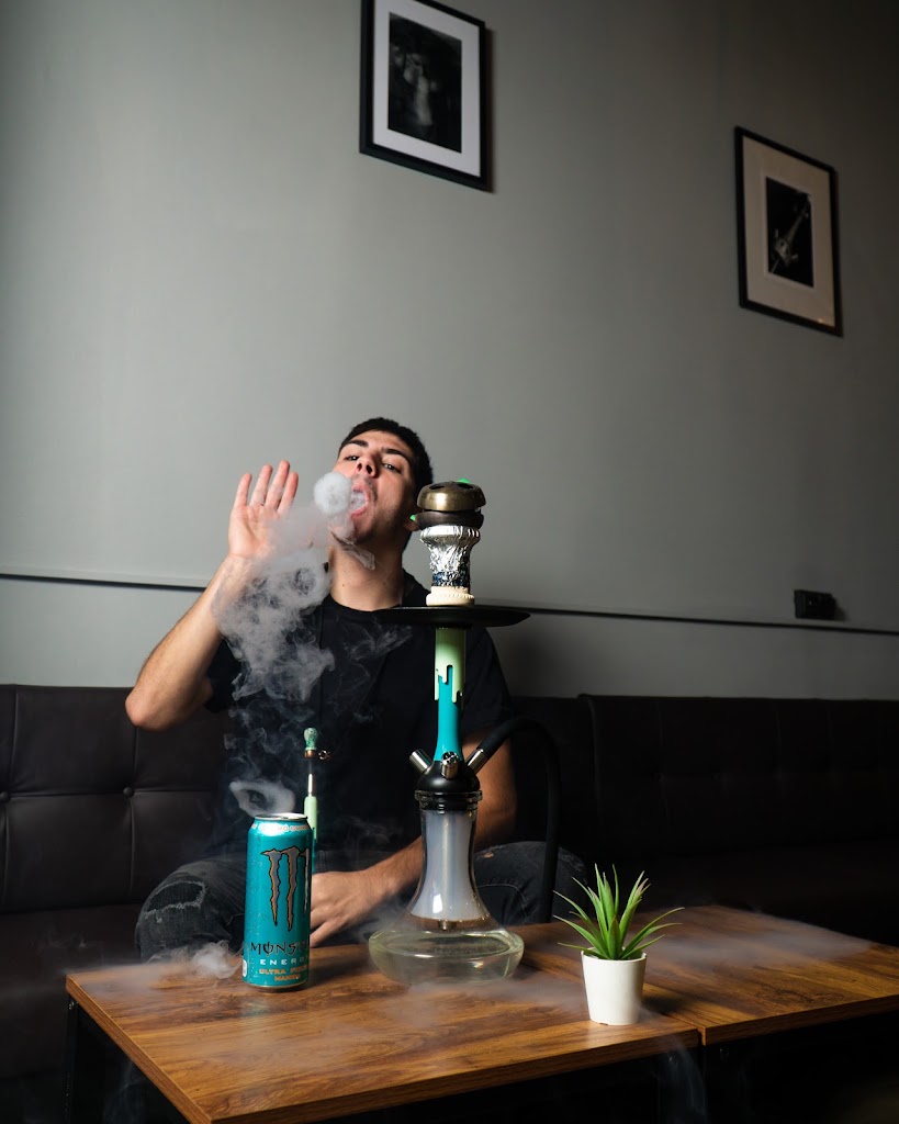 UP! LOUNGE BAR — Del propietario