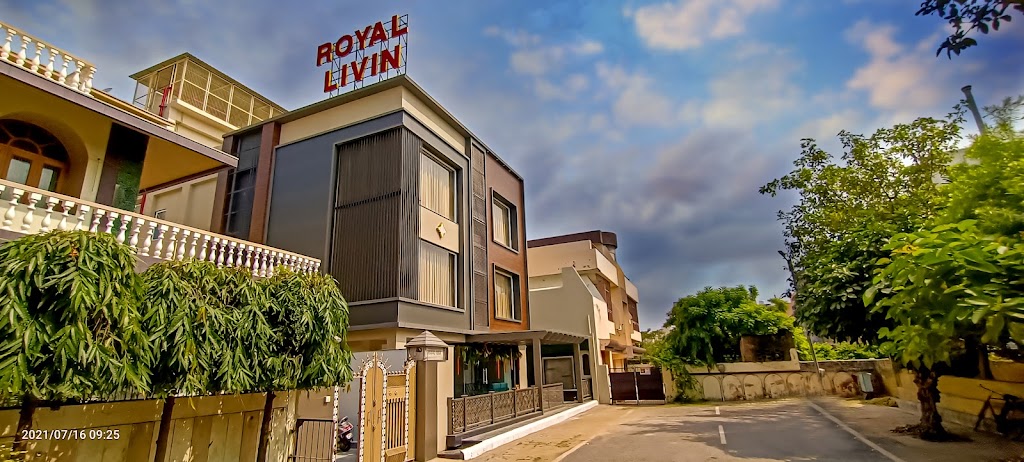 Hotel Royal Livin Best Hotel In Varanasi