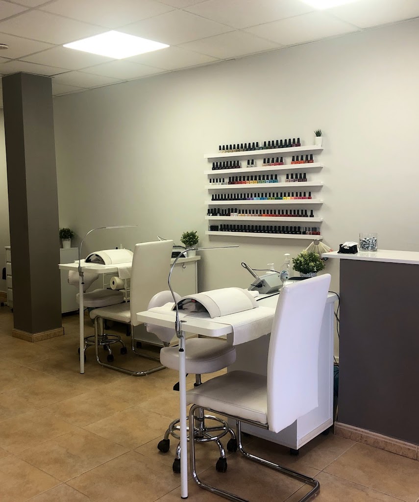 Ines Nails Medano — Interior