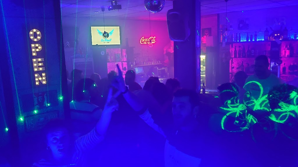 Es Vinil Cafe - Lounge