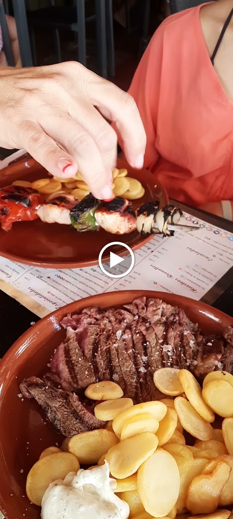 Restaurante Los Curros Rincon de la Victoria — Videos