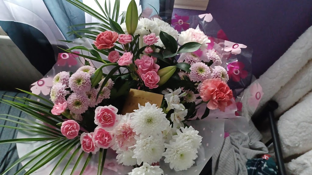 LORRAINE'S FLORIST