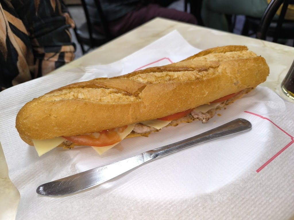 Cafeteria Evohe — Comida y bebida