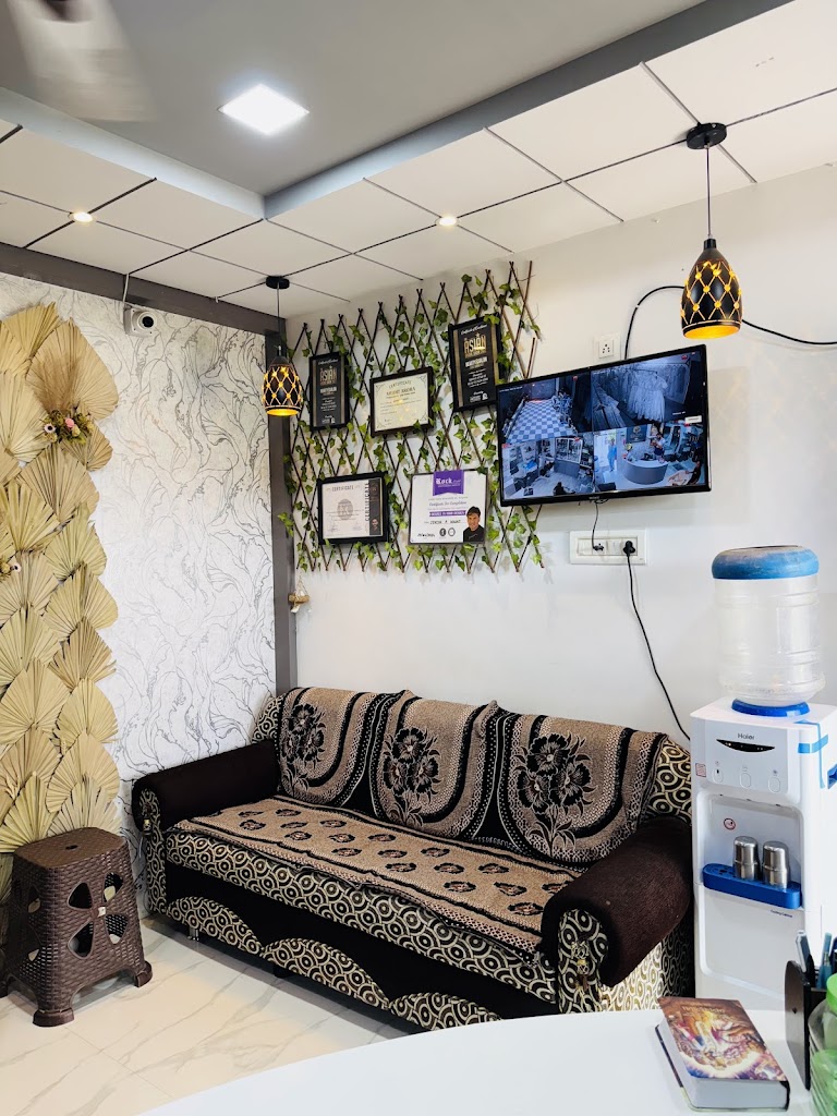 Krushn Beauty Studio