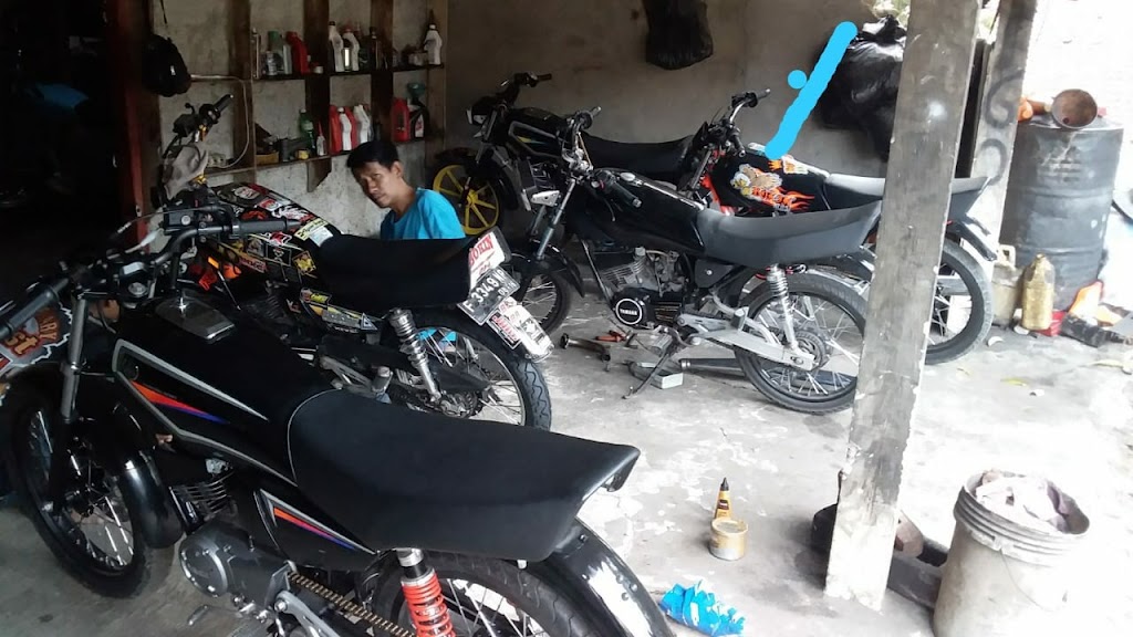 Bengkel motor 99R Dapurpaju Ragill