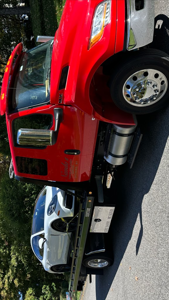 Nando's Towing & Flatbed Service Inc. in Ossining