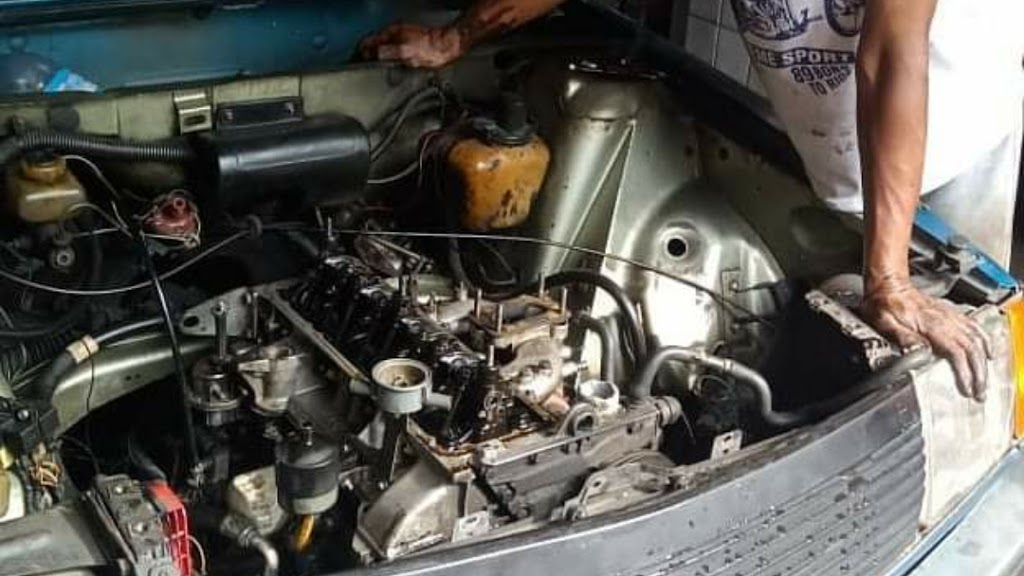 Bengkel Mobil "Garasi Yanto"