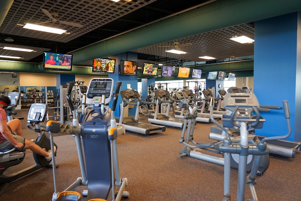  Genesis Health Clubs - Midtown Crossing