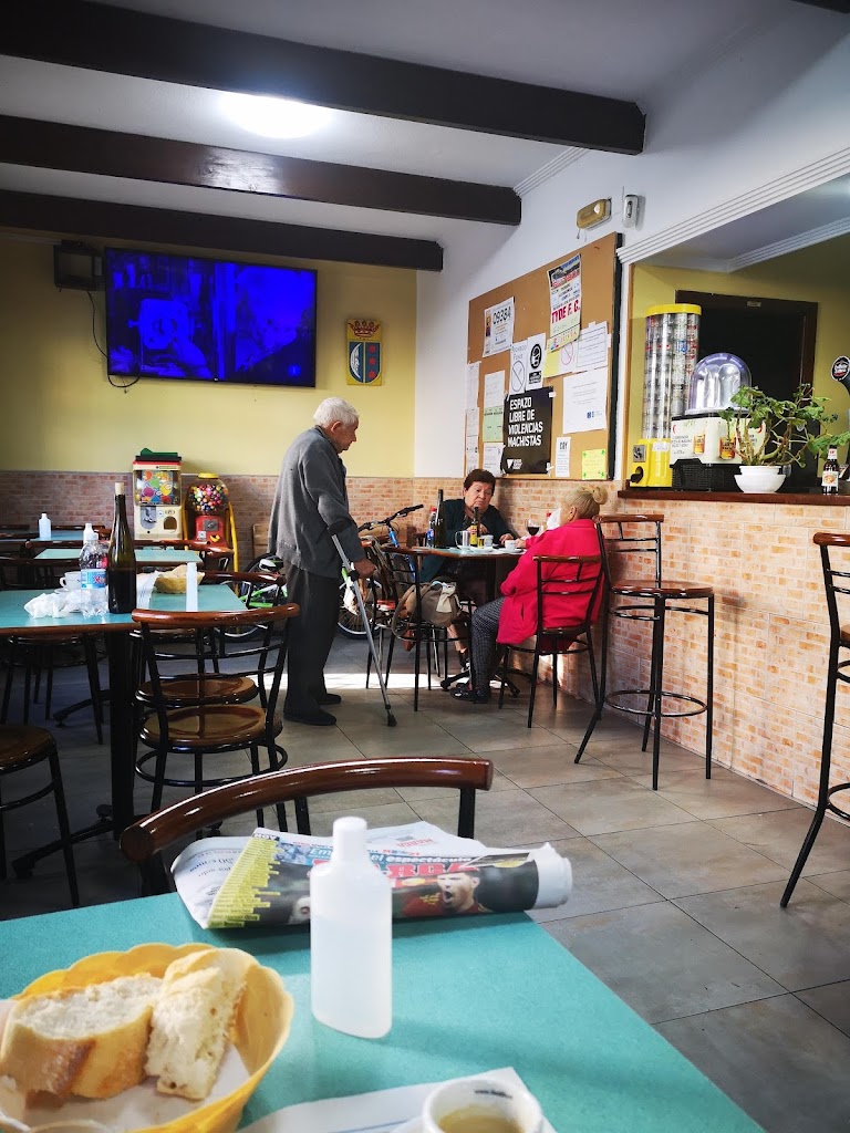 Bar tapas menus Cela