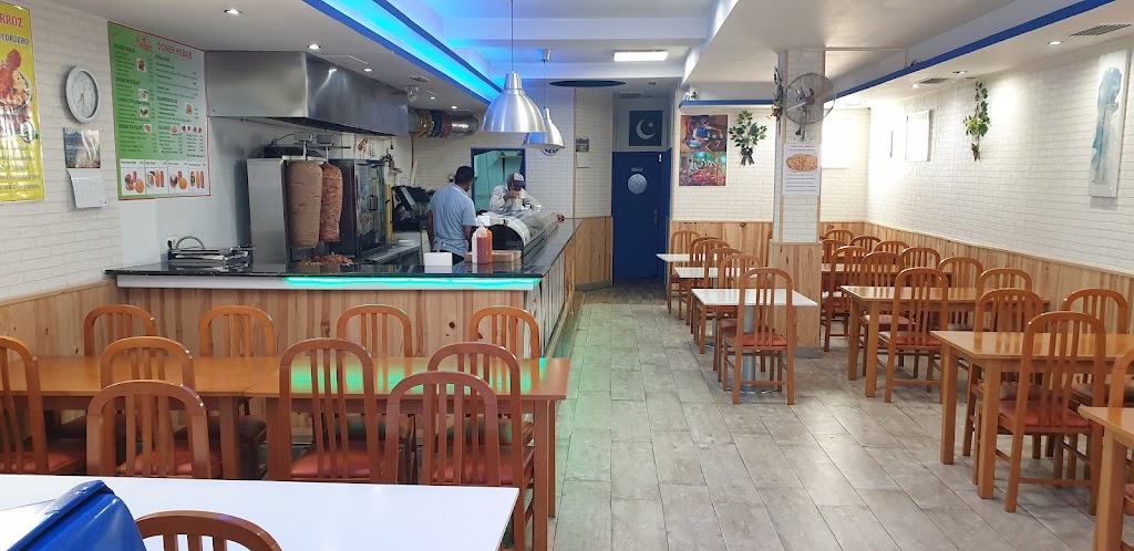 PAKWAAN RESTAURANTE INDIO Y Halal DONER KEBAB Taam Hll
