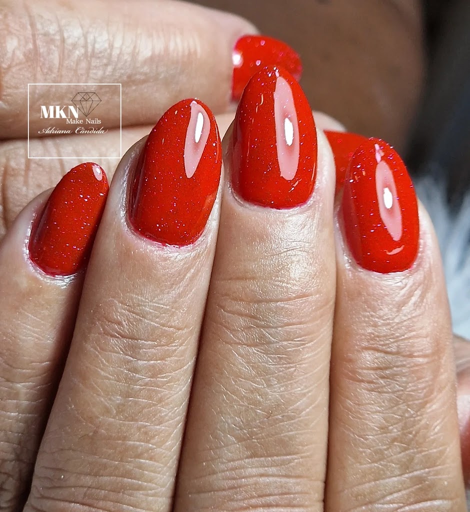 Espaco Make Nails - Adriana Candida — Manicura