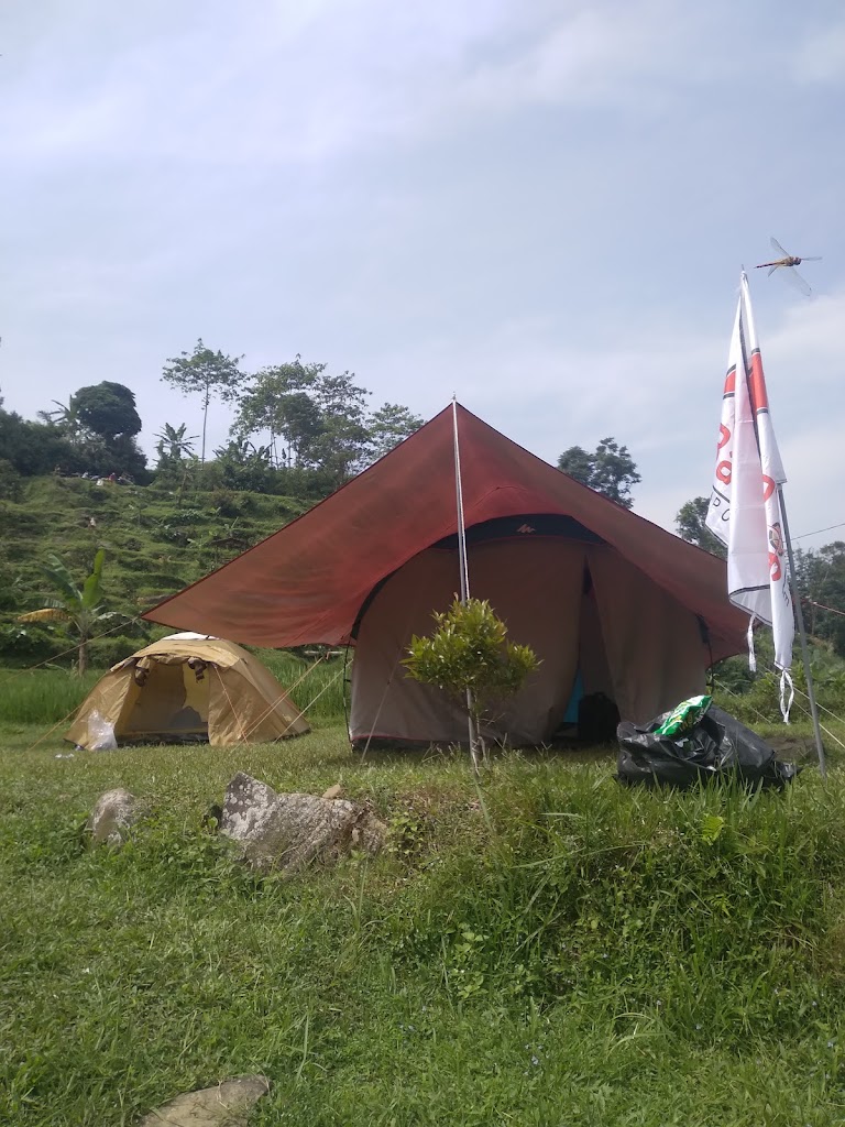 Parkir abah curug sawer manglid cidahu