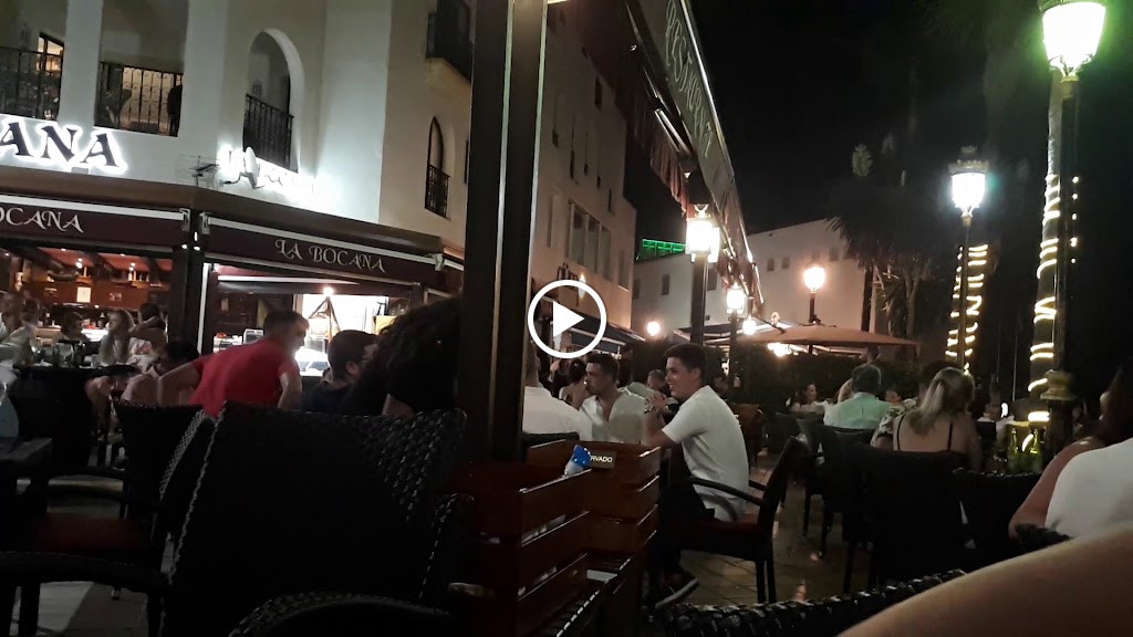 Restaurante La Bocana — Ambiente