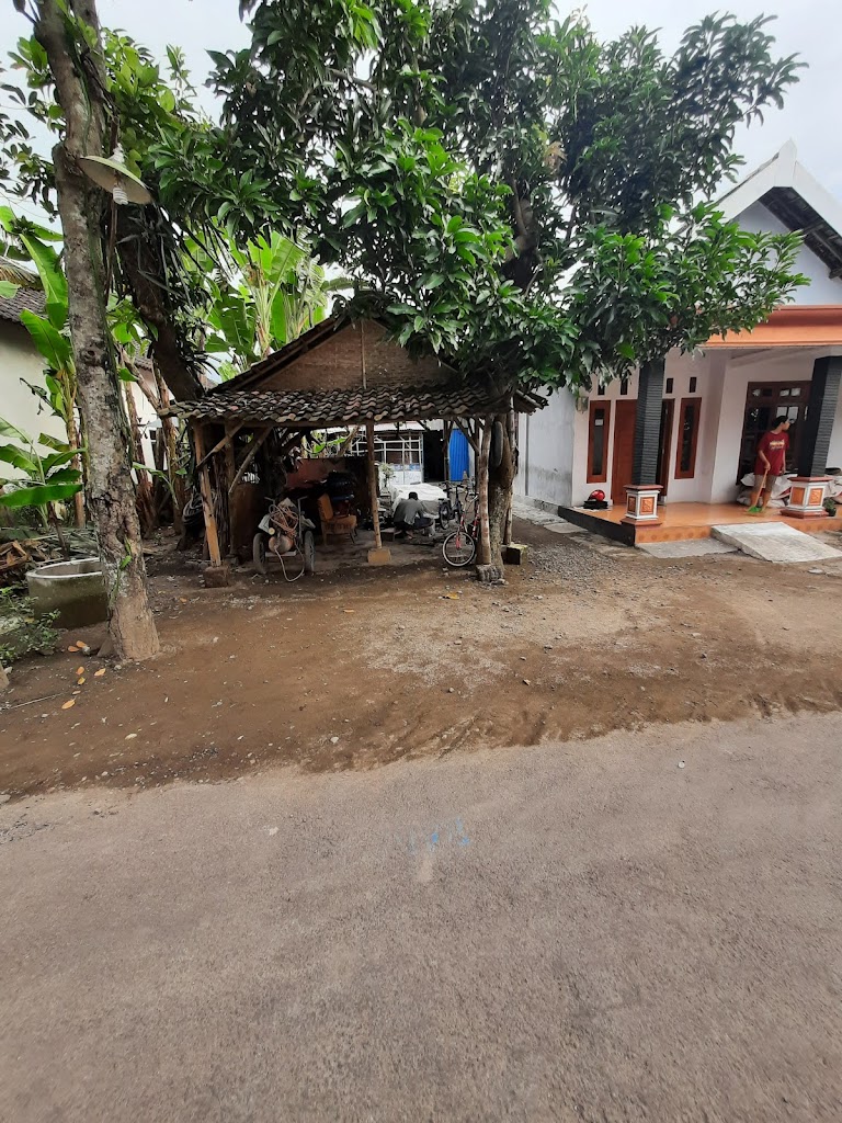 Tambal Ban Mbah Su