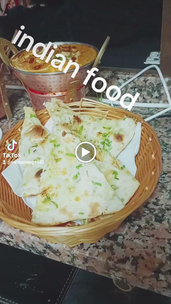 Restaurante Old Durbar — Comida y bebida