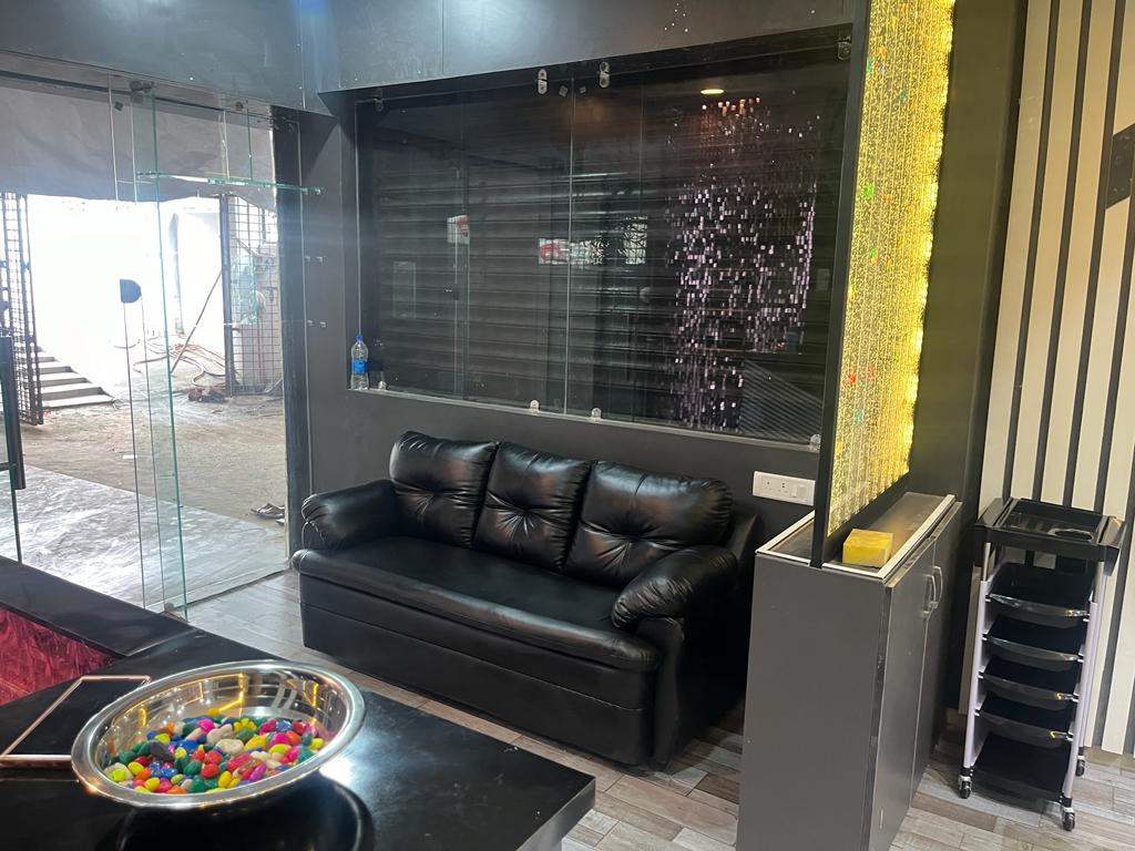 Dinaaz Hair And Beauty Studio