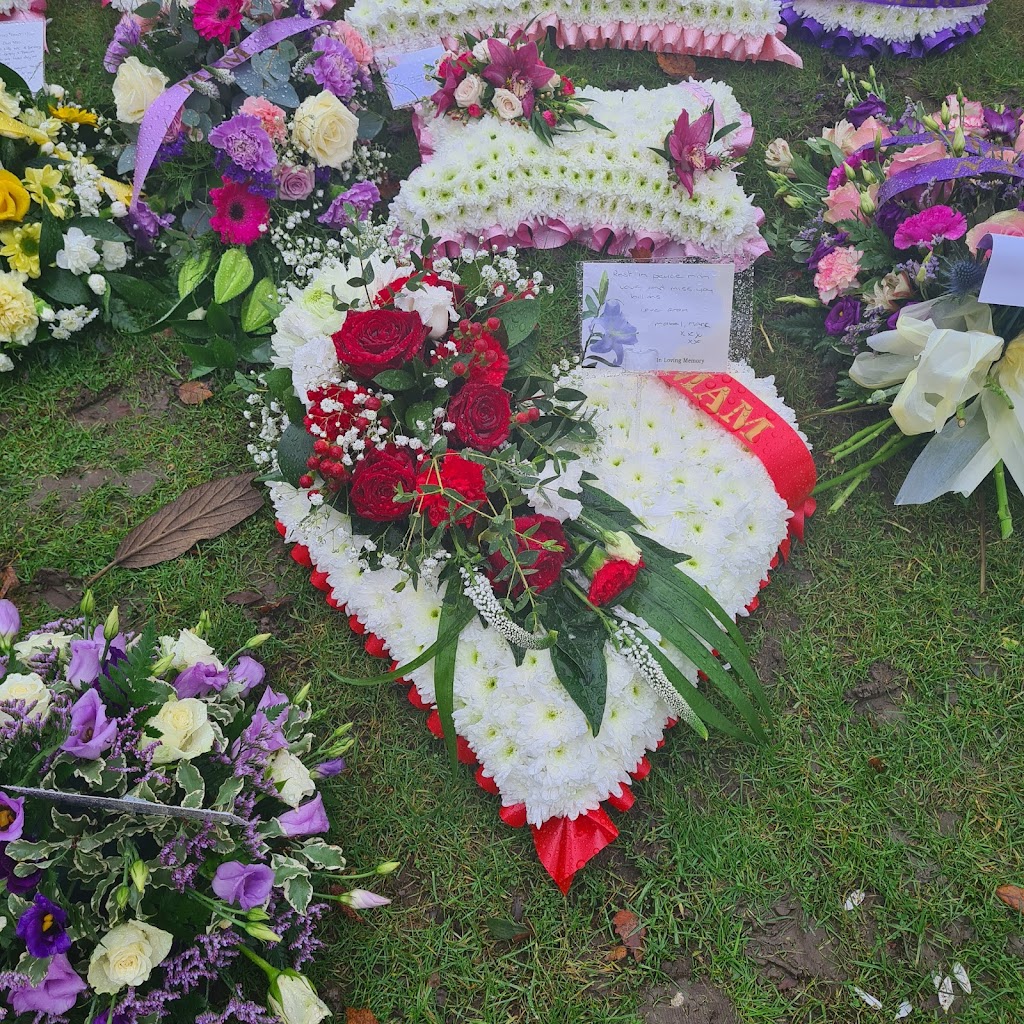 Newcastle Flowers - Jean Bullivant Flowers