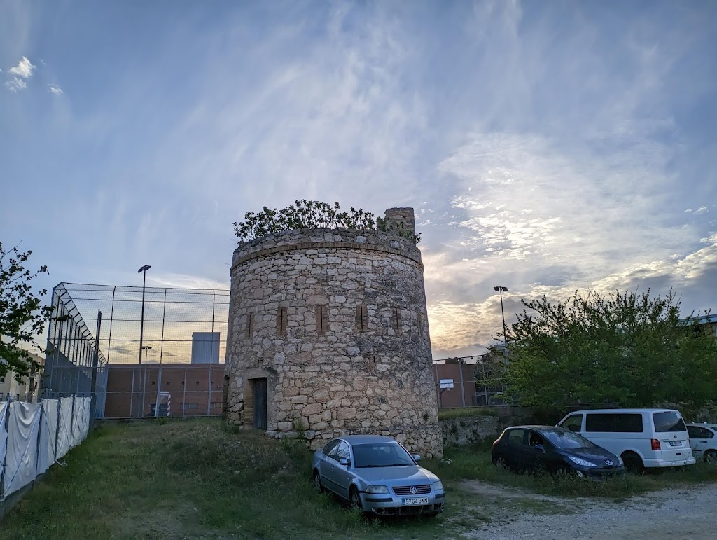 Torre dels Plats i Olles