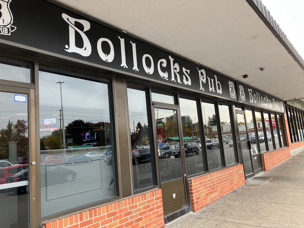Bollocks Pub & Kitchen - Oshawa Patio