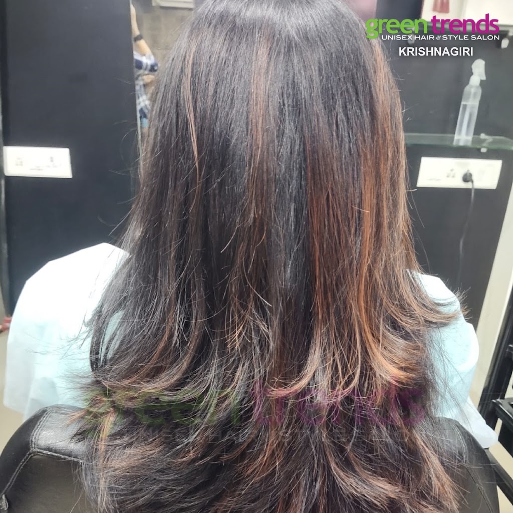 Green Trends Unisex Hair Style Saloon