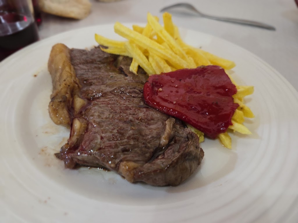 Restaurante El Baruco — Comida y bebida