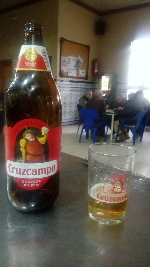 Bar Matacan — Comida y bebida