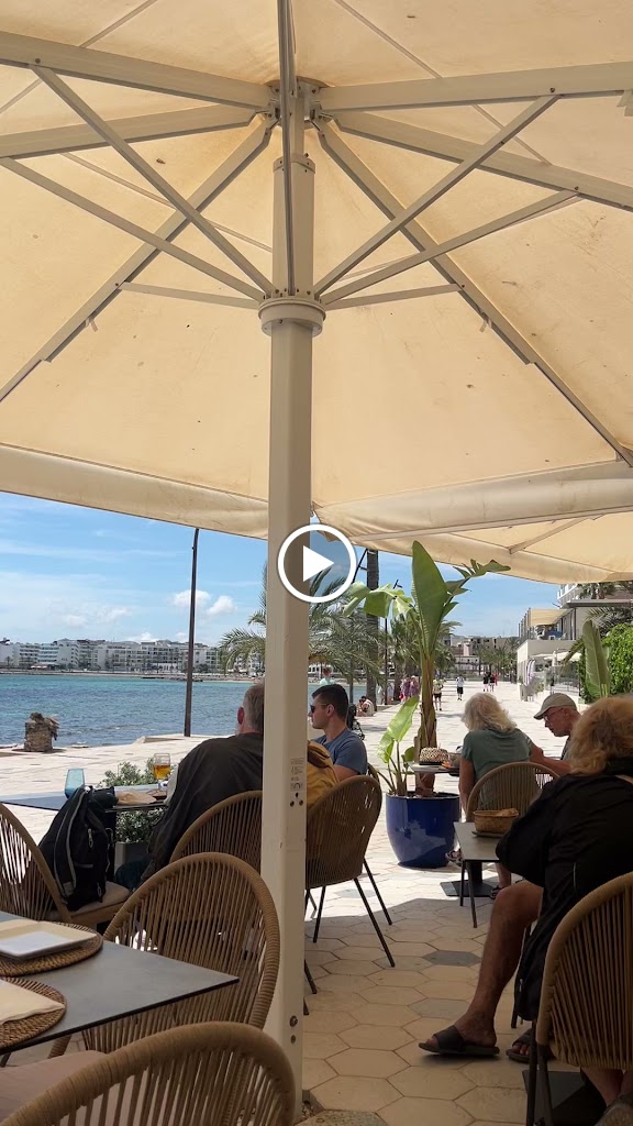 Restaurante Blavos — Videos