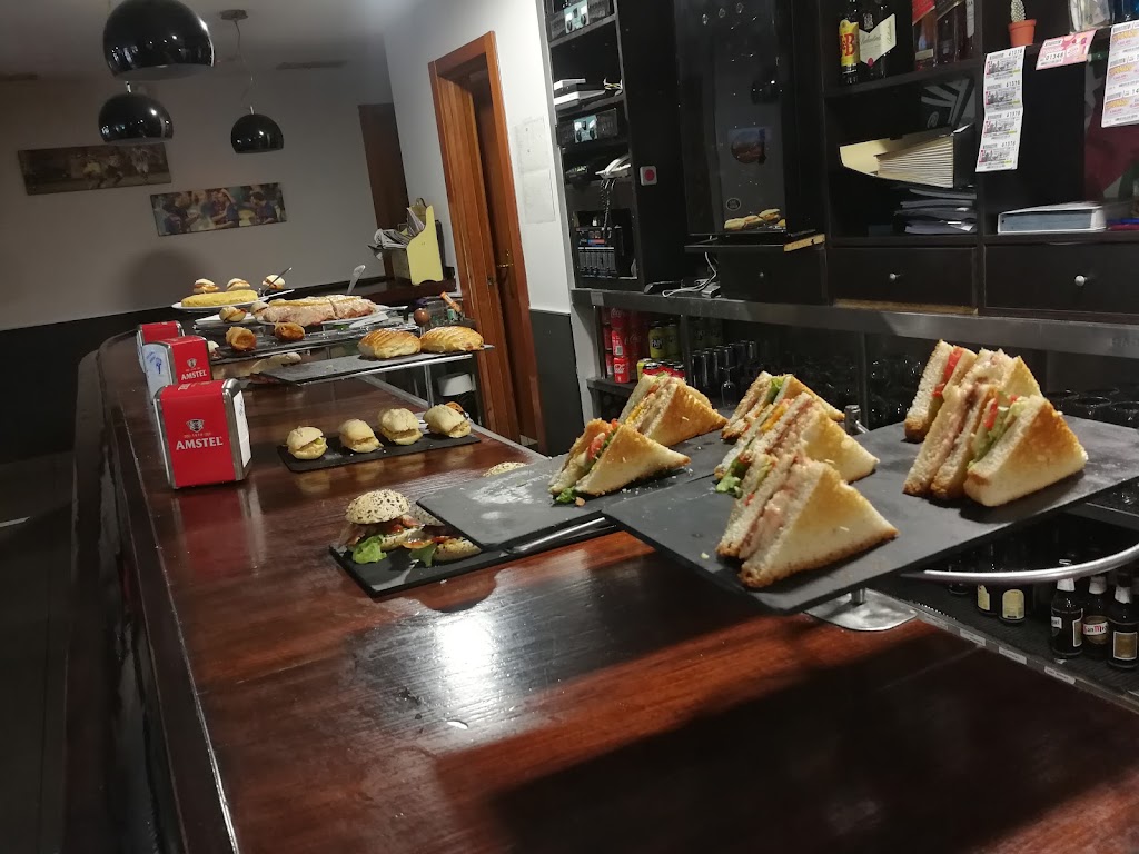 Sport Zubi Gain Berria — Comida y bebida