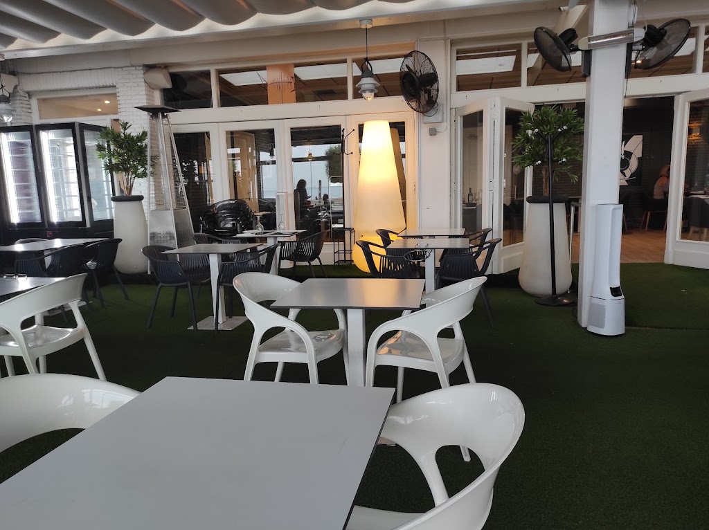 Restaurante Tamarises Bistrot — Ambiente