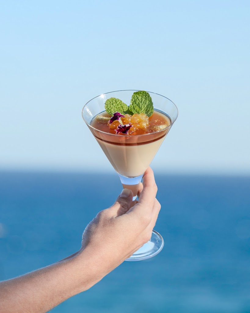 Nereo Cocktails & Food — Comida y bebida