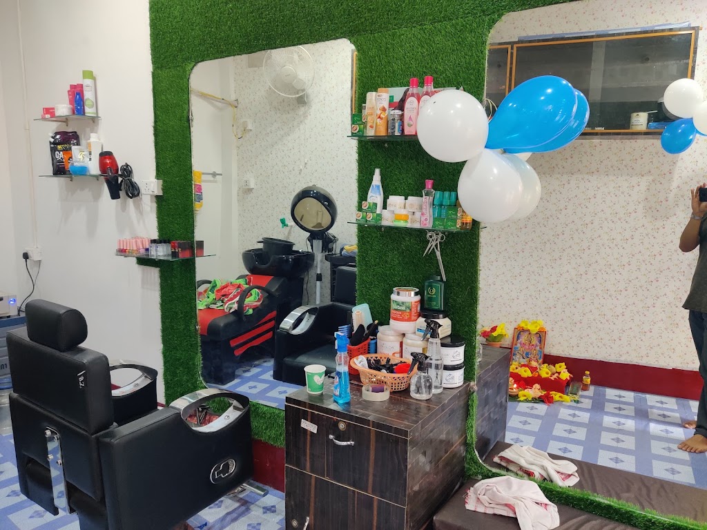 Dapon Beauty Parlour And Make Up Studio