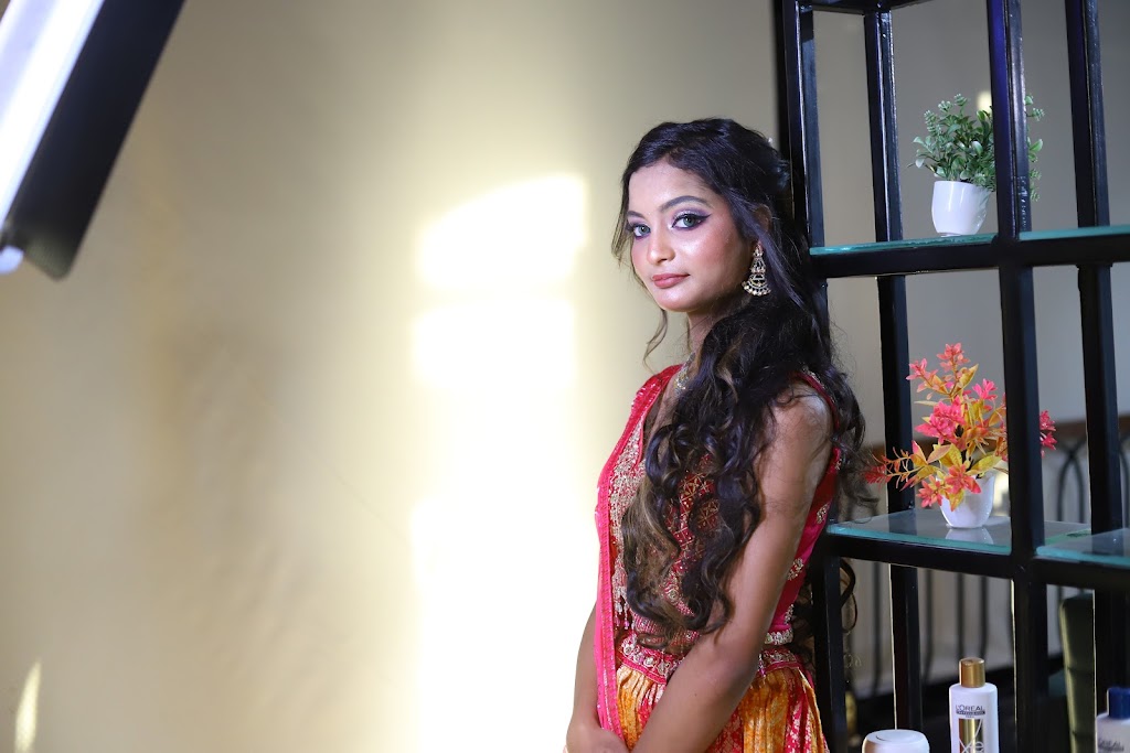 The Crown Makeover Ladies Garmments