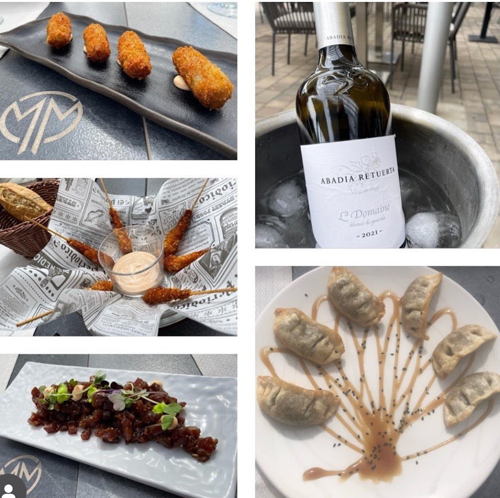 MALA MADRE RESTAURANTE — Comida y bebida