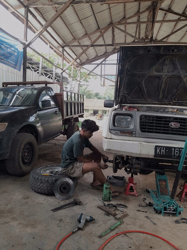 Bengkel mobil 999