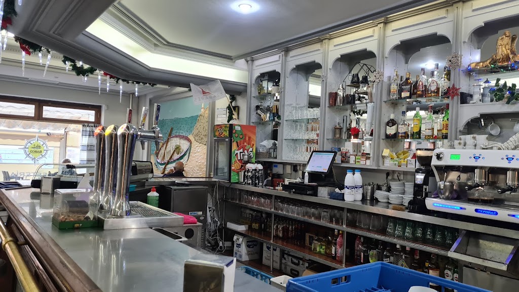Cafeteria La Barca — Ambiente