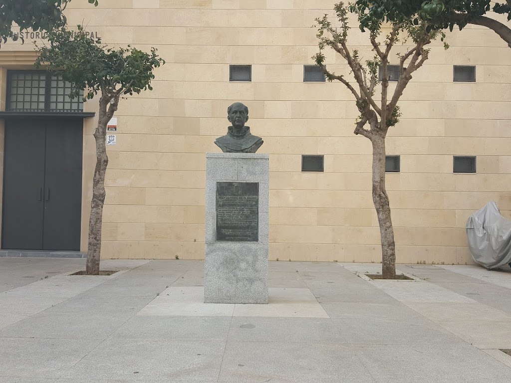 Escultura de Fray Antonio de Olivares (Moguer EScultura)