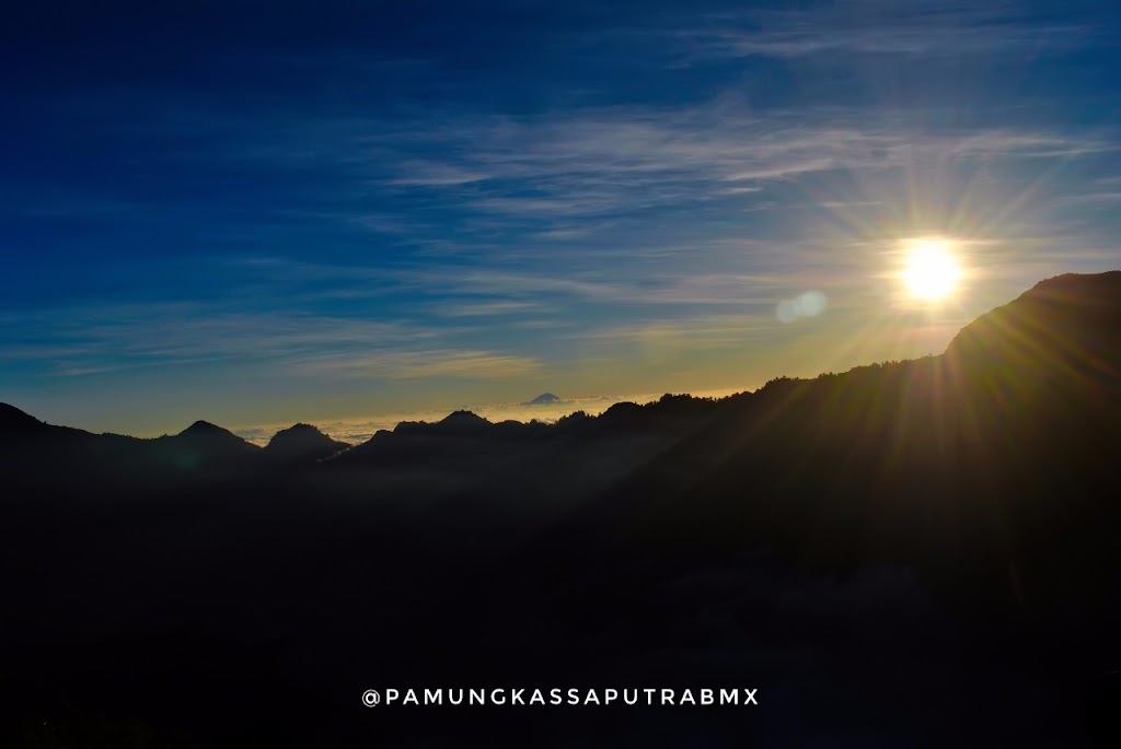 PERSEWAAN ALAT GUNUNG SURABAYA, PERSEWAAN ALAT CAMPING DI SURABAYA, SEWA ALAT GUNUNG