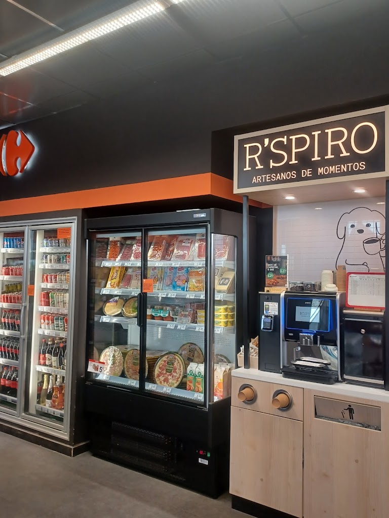 Estacion de servicio Cepsa — Interior