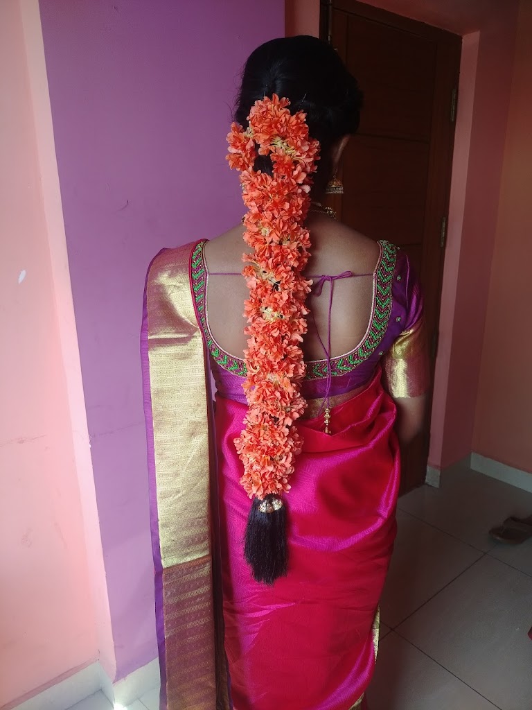 Aswini Beauty Parlour Pavagada