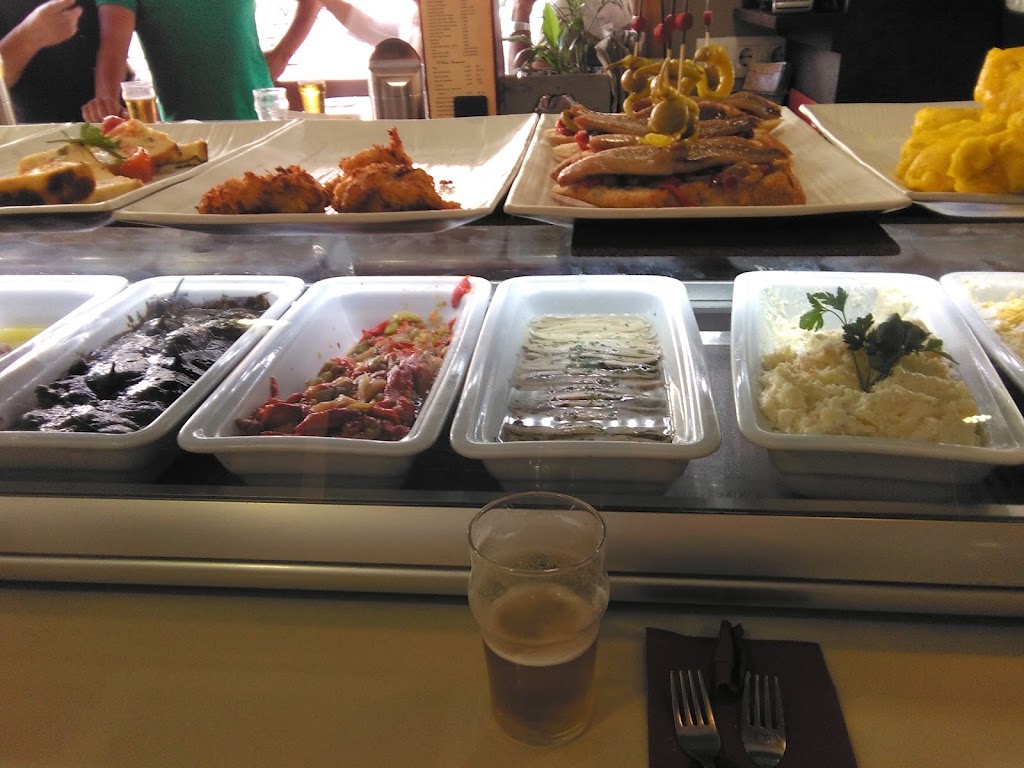 Casa Rico | Restaurante en Santa Pola | Alicante — Comida y bebida