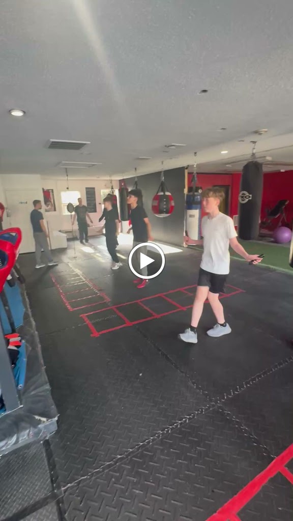  Hard knocks of Warwick