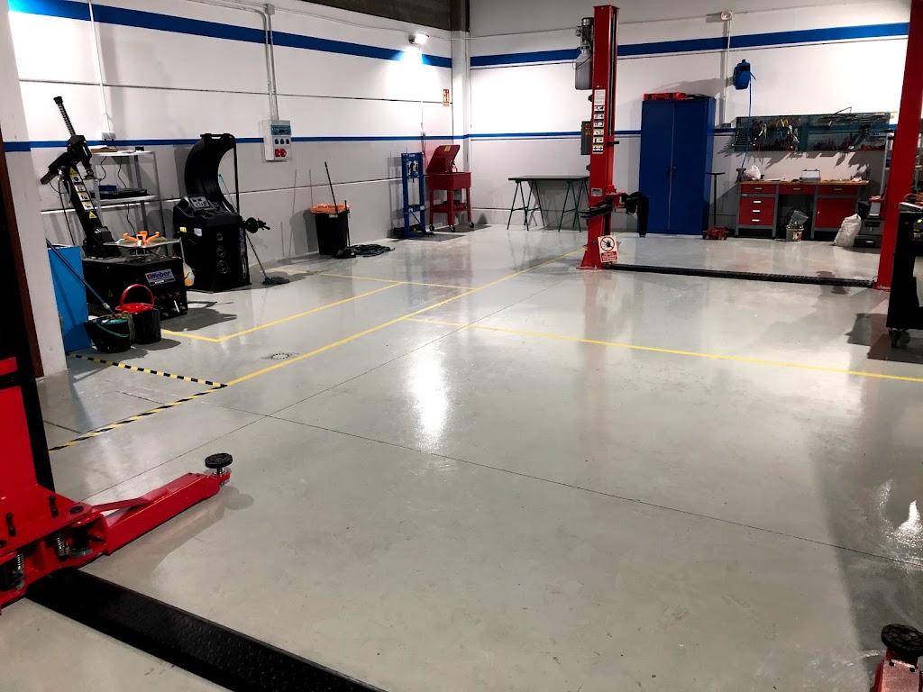 Taller Alonso Automocion Arroyomolinos — Interior