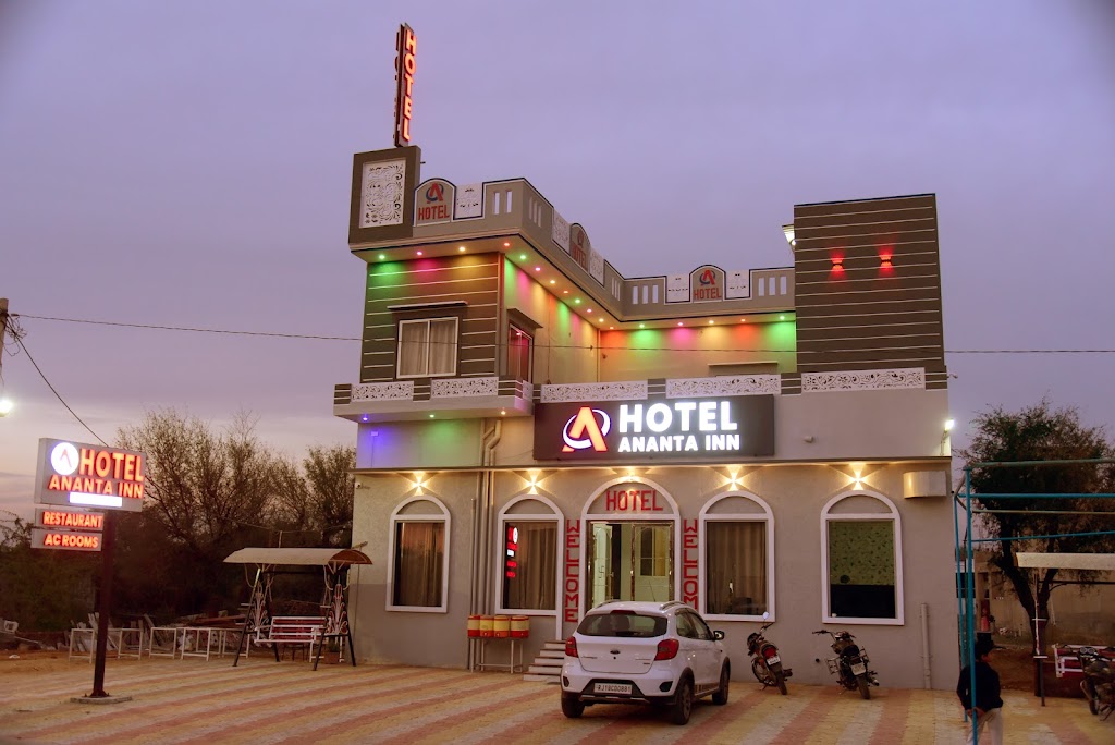 Hotel Ananta Inn