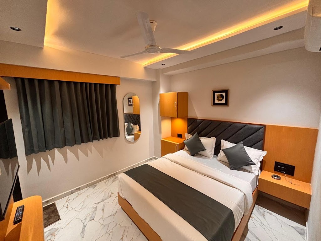 Hotel Palladium Lake