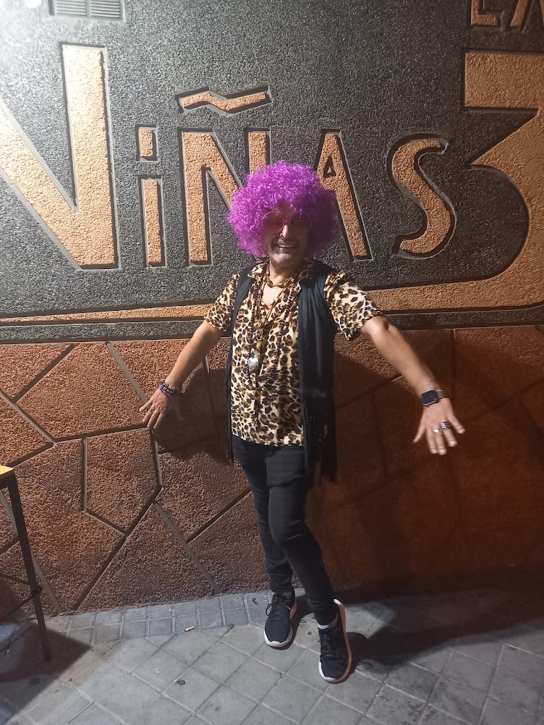 Las Tres Ninas — Del propietario